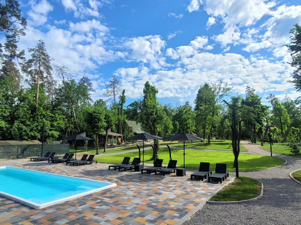 Sunrise Sokirna Hotel Sokirno ภายนอก รูปภาพ